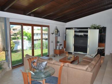 Living room with garden view